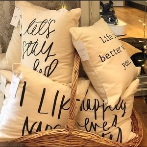 Organic cotton sentiment pillow